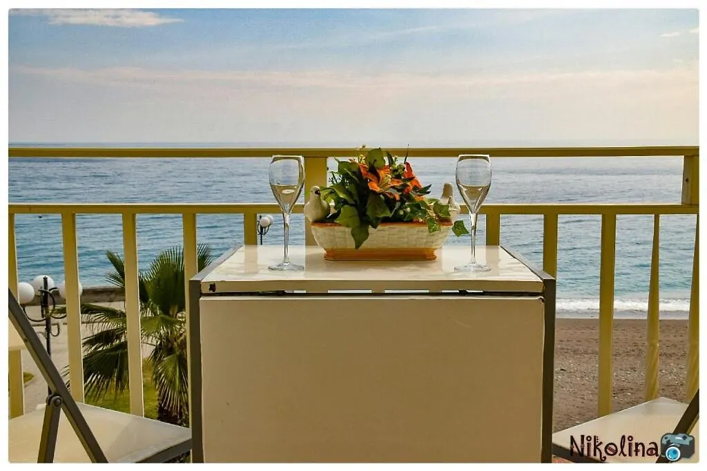 Baia Blu Apartment Mazzeo Italy