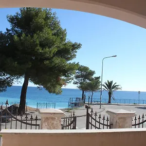 Appartamento On The Beach, Mazzeo